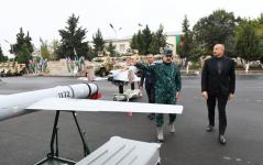 Əlamətdar görüntülər: Prezident İlham Əliyev və “Harop” (FOTO/VİDEO)
