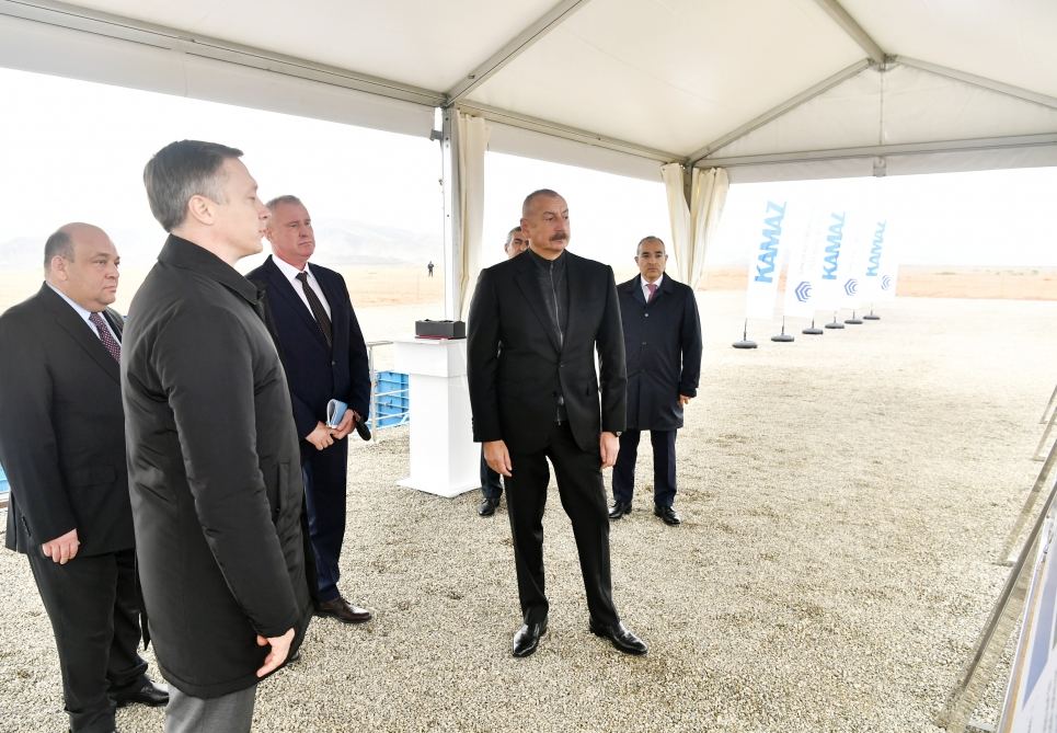 Prezident İlham Əliyev Cəbrayılda “KAMaz” ASC ilə “Gəncə Avtomobil Zavodu” İstehsalat Birliyinin birgə servis mərkəzinin təməlini qoyub (YENİLƏNİB) (FOTO/VİDEO)