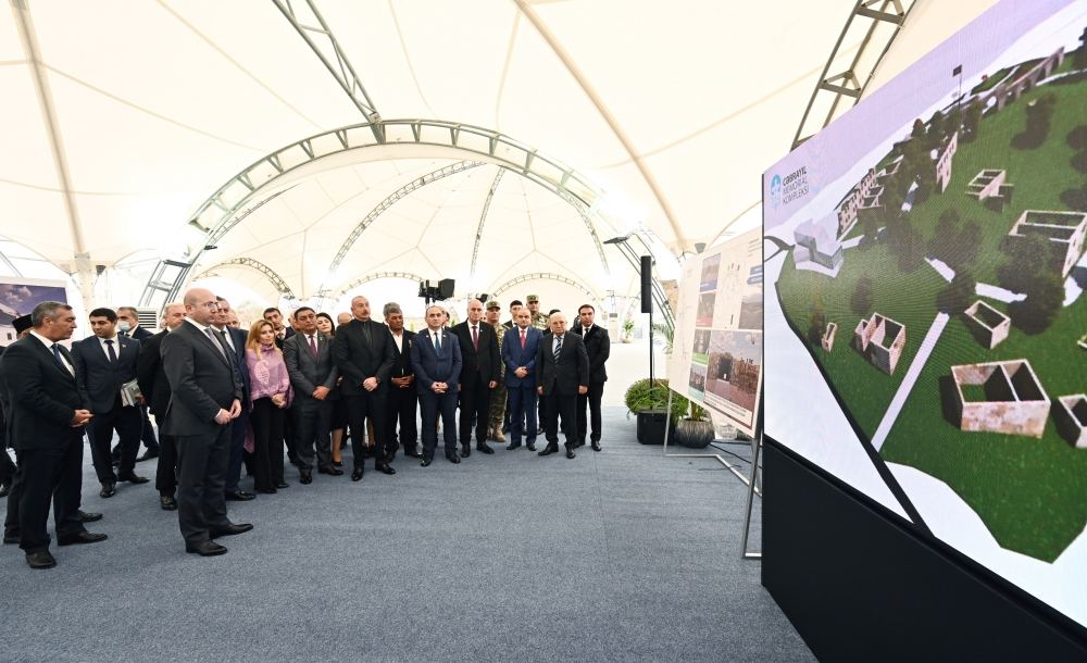 Prezident İlham Əliyevə Cəbrayıl şəhərinin inkişaf planı təqdim edilib (FOTO)