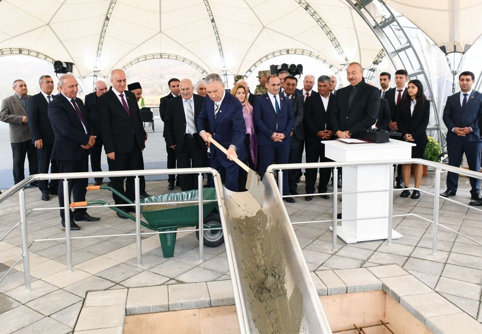 Prezident İlham Əliyevə Cəbrayıl şəhərinin inkişaf planı təqdim edilib (FOTO)