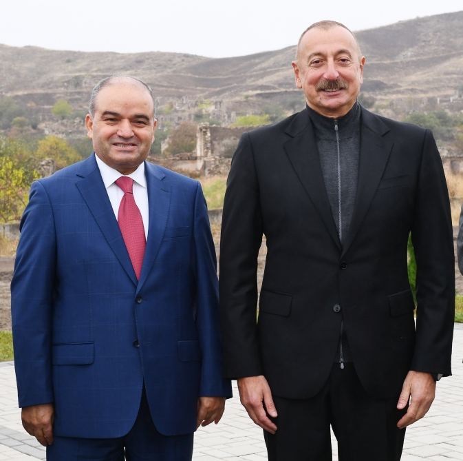 Prezident İlham Əliyev Cəbrayıl ictimaiyyətinin nümayəndələri ilə görüşüb, Memorial Kompleksin və şəhərin bərpasının təməl daşını qoyub (YENİLƏNİB)