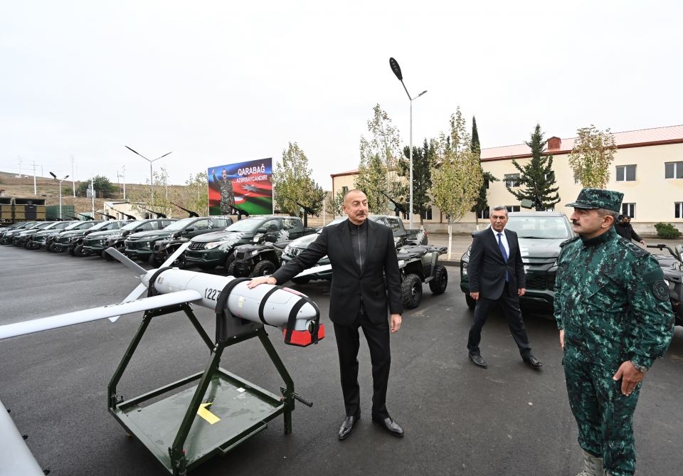 Əlamətdar görüntülər: Prezident İlham Əliyev və “Harop” (FOTO/VİDEO)