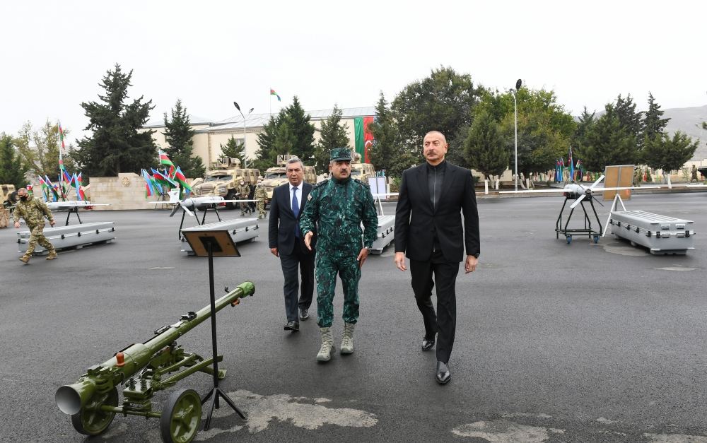 Prezident İlham Əliyev Cəbrayılda Dövlət Sərhəd Xidmətinin hərbi hissə kompleksinin açılışını edib (YENİLƏNİB) (FOTO/VİDEO)