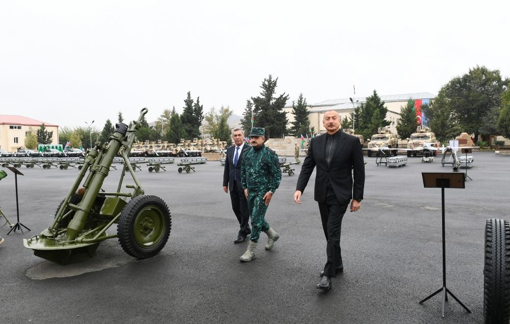 Prezident İlham Əliyev Cəbrayılda Dövlət Sərhəd Xidmətinin hərbi hissə kompleksinin açılışını edib (YENİLƏNİB) (FOTO/VİDEO)