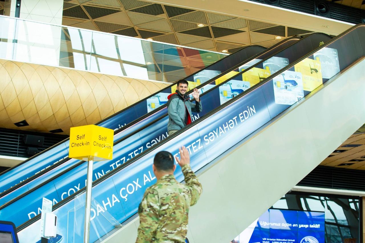 Daha 4 qazi Türkiyəyə müalicəyə göndərildi (FOTO)