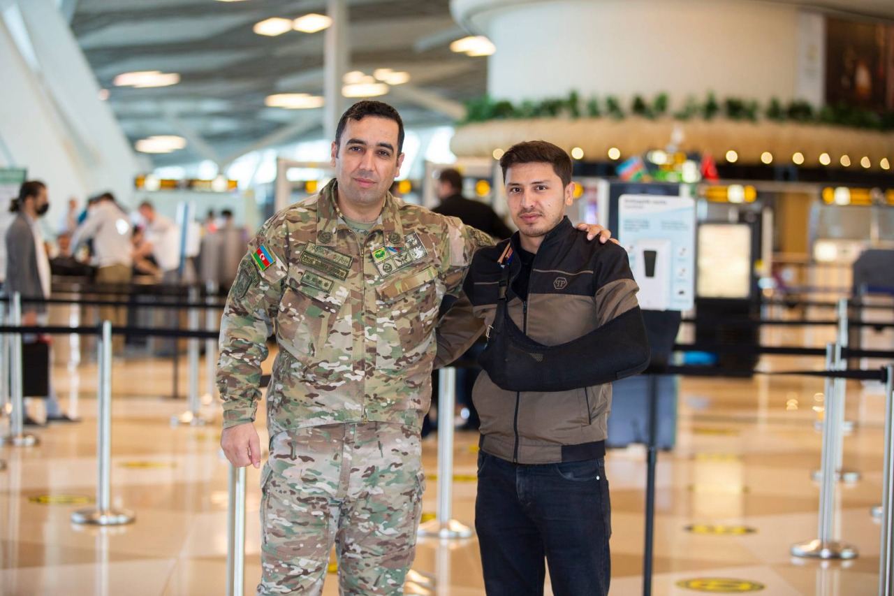 Daha 4 qazi Türkiyəyə müalicəyə göndərildi (FOTO)