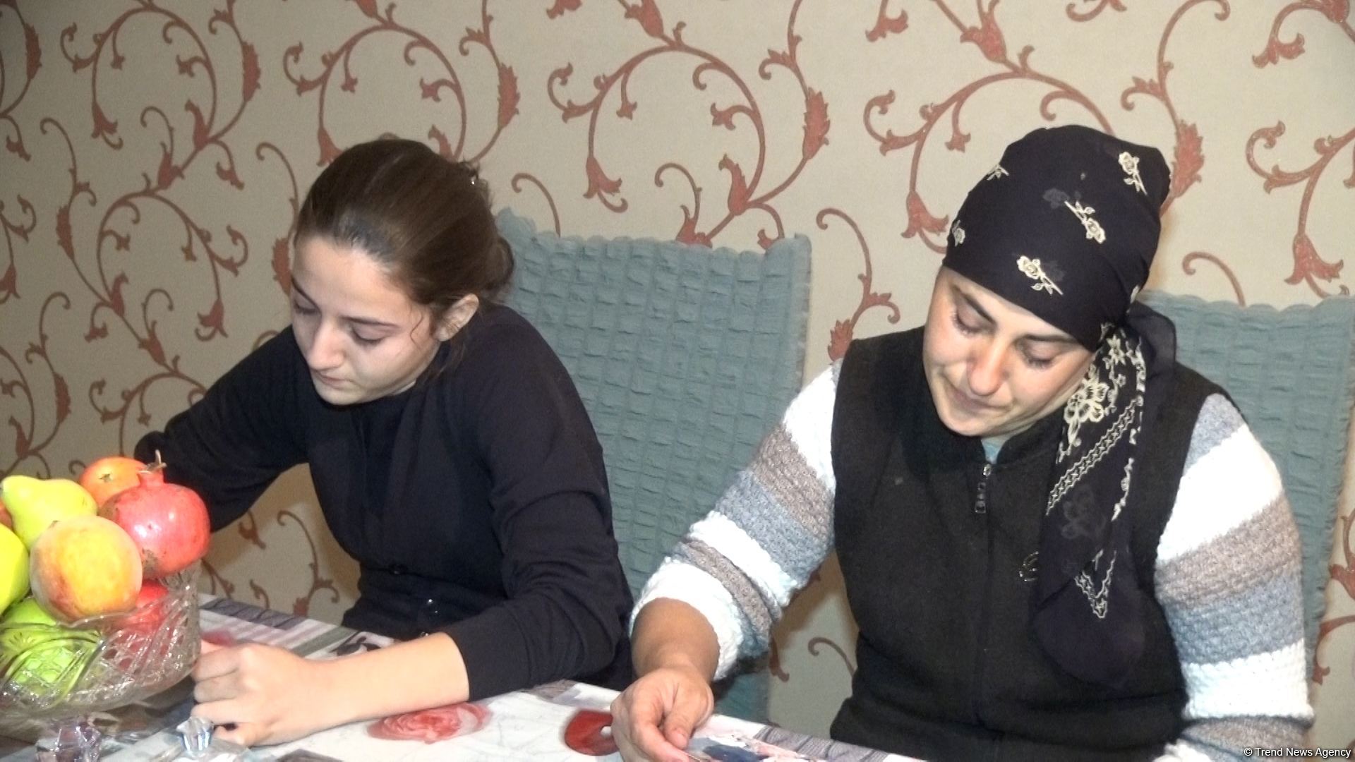 Tarixi Zəfərimiz bizə mənəvi güc verir - Şəhid ailəsi (FOTO/VİDEO)