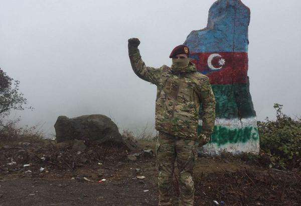 Günün fotosu: Azərbaycan Xüsusi Təyinatlısı Hadrutda