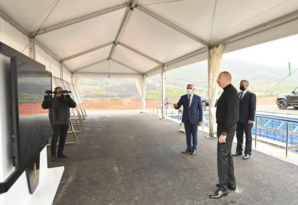 Prezident İlham Əliyev “Hadrut” Qovşaq yarımstansiyasının təməlini qoyub (FOTO/VİDEO) (YENİLƏNİB)