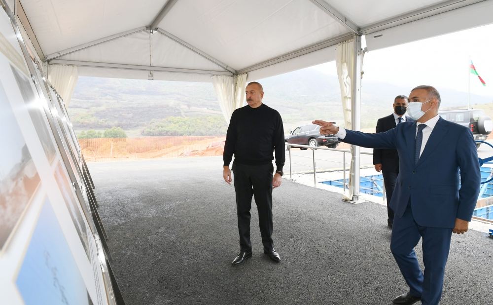 Prezident İlham Əliyev “Hadrut” Qovşaq yarımstansiyasının təməlini qoyub (FOTO/VİDEO) (YENİLƏNİB)