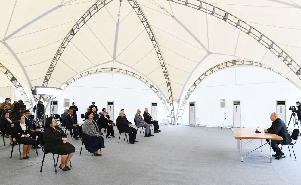 Prezident İlham Əliyev Xocavənd rayon ictimaiyyətinin nümayəndələri ilə görüşüb (FOTO/VİDEO) (YENİLƏNİB)
