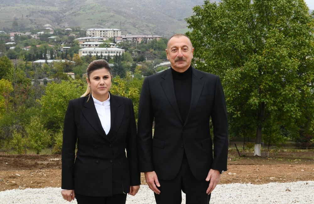 Prezident İlham Əliyev Xocavənd rayon ictimaiyyətinin nümayəndələri ilə görüşüb (FOTO/VİDEO) (YENİLƏNİB)