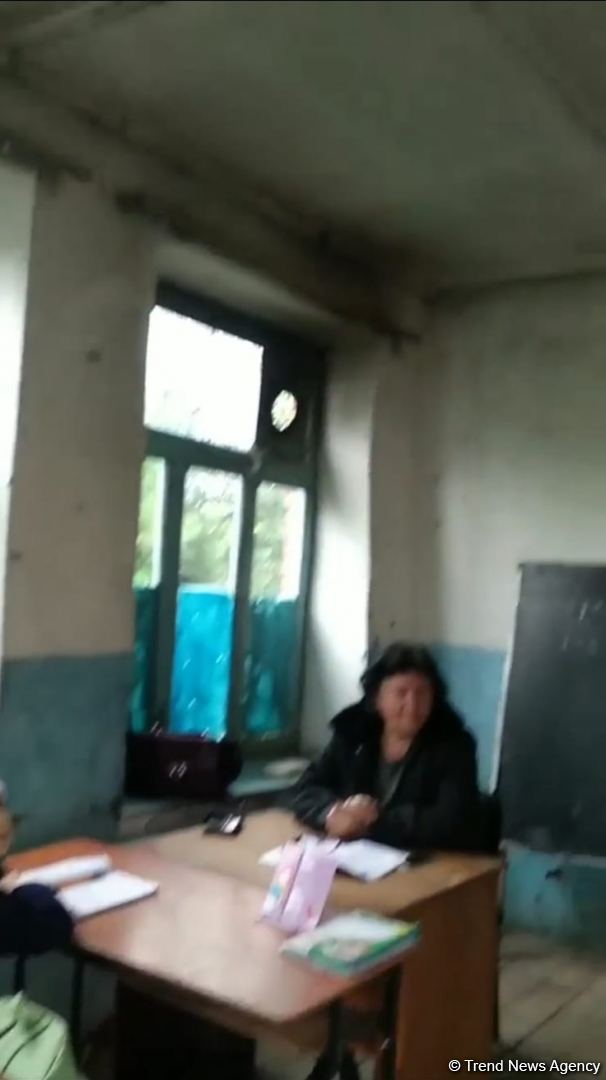 Qaxın Qaratala kənd orta məktəbi təhlükəli vəziyyətdədir - AÇIQLAMA (FOTO)
