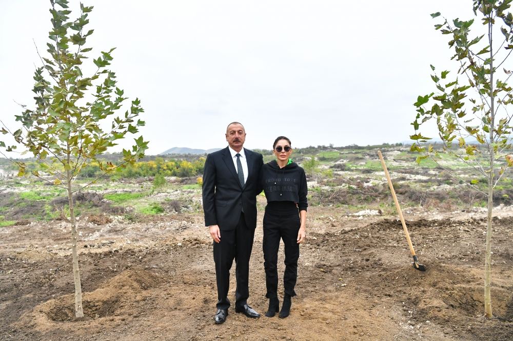 Prezident İlham Əliyev və birinci xanım Mehriban Əliyeva Füzuli rayonunda səfərdə olublar (FOTO/VİDEO)
