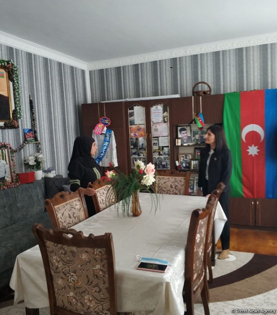Millət vəkili Sevil Mikayılova Xaçmazda şəhid ailələri ilə görüşüb (FOTO)