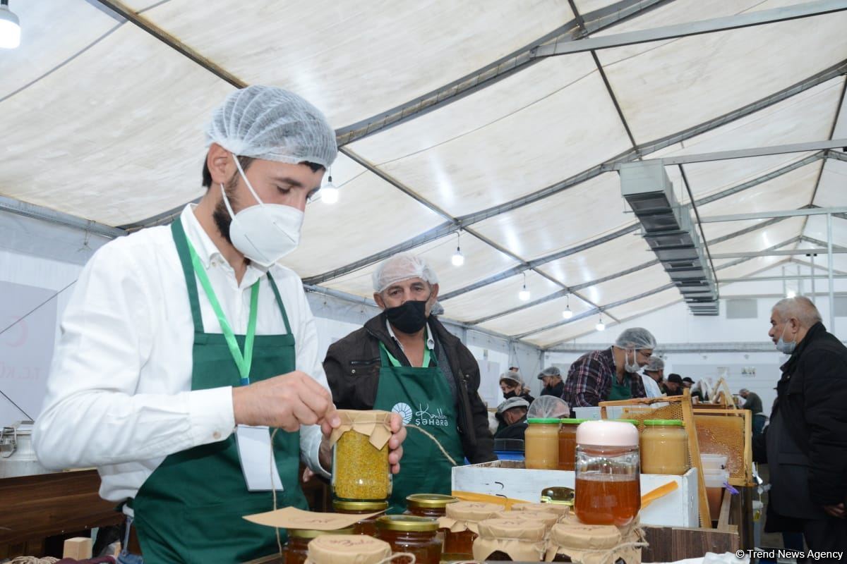 Bakıdakı bal yarmarkası noyabrın 7-dək davam edəcək (FOTO) (ƏLAVƏ OLUNUB)