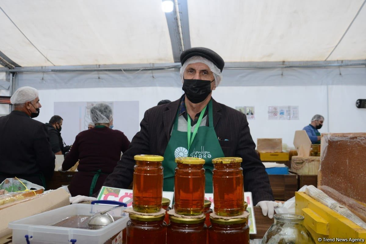 Bakıdakı bal yarmarkası noyabrın 7-dək davam edəcək (FOTO) (ƏLAVƏ OLUNUB)