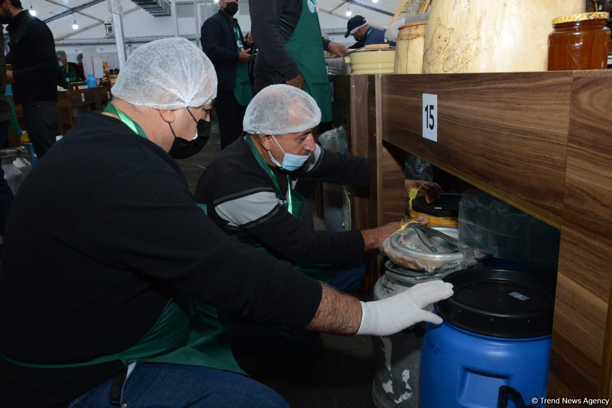 Bakıdakı bal yarmarkası noyabrın 7-dək davam edəcək (FOTO) (ƏLAVƏ OLUNUB)