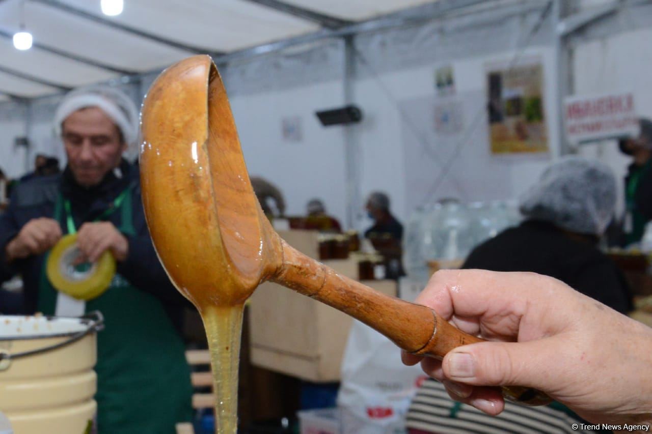 Bakıdakı bal yarmarkası noyabrın 7-dək davam edəcək (FOTO) (ƏLAVƏ OLUNUB)