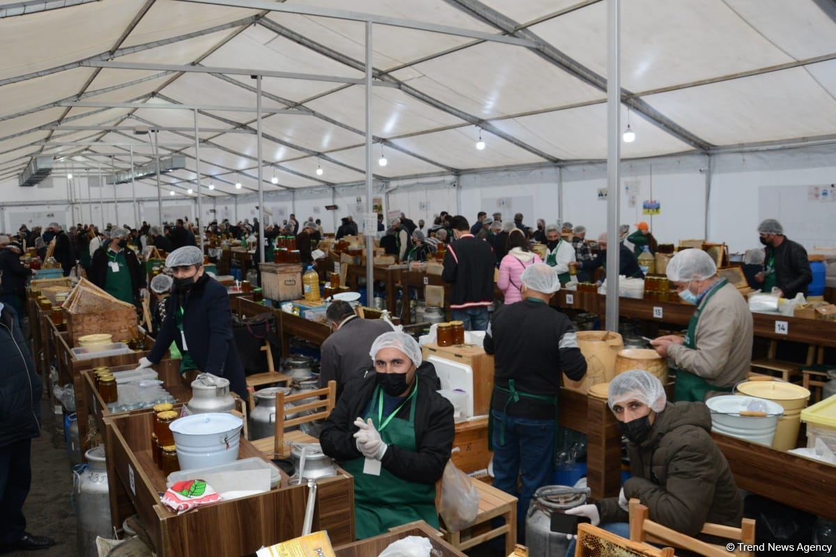 Bakıdakı bal yarmarkası noyabrın 7-dək davam edəcək (FOTO) (ƏLAVƏ OLUNUB)