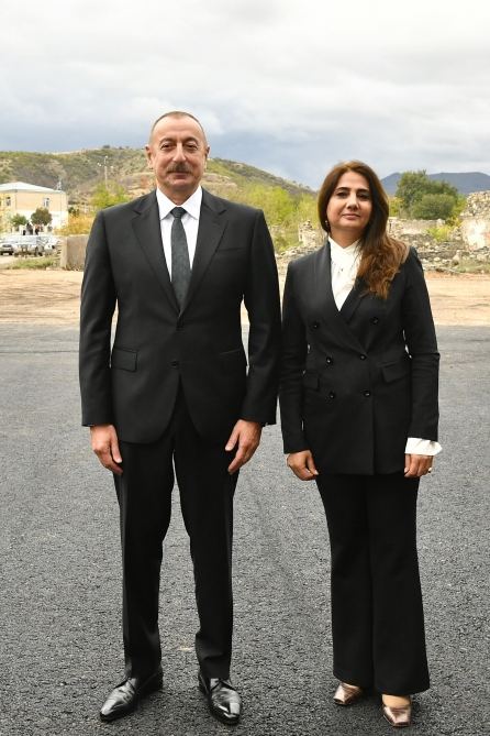 Prezident İlham Əliyev və birinci xanım Mehriban Əliyeva Zəngilan ictimaiyyətinin nümayəndələri ilə görüşüblər (FOTO/VİDEO) (YENİLƏNİB)