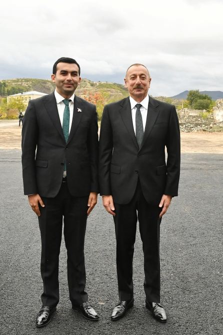 Prezident İlham Əliyev və birinci xanım Mehriban Əliyeva Zəngilan ictimaiyyətinin nümayəndələri ilə görüşüblər (FOTO/VİDEO) (YENİLƏNİB)