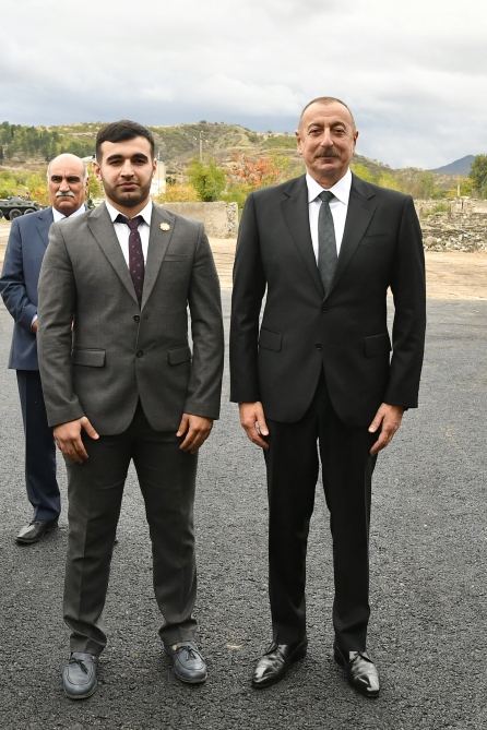 Prezident İlham Əliyev və birinci xanım Mehriban Əliyeva Zəngilan ictimaiyyətinin nümayəndələri ilə görüşüblər (FOTO/VİDEO) (YENİLƏNİB)