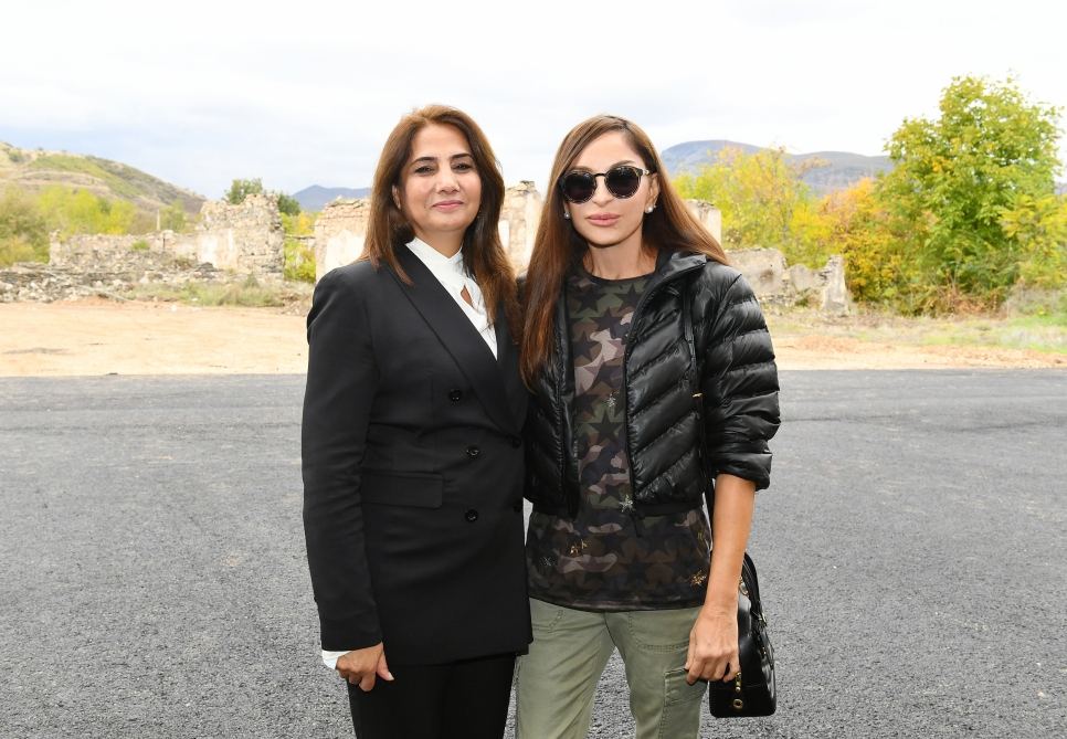 Prezident İlham Əliyev və birinci xanım Mehriban Əliyeva Zəngilan ictimaiyyətinin nümayəndələri ilə görüşüblər (FOTO/VİDEO) (YENİLƏNİB)