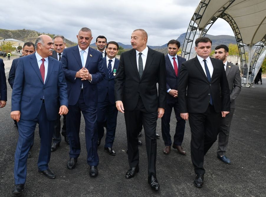 Prezident İlham Əliyev və birinci xanım Mehriban Əliyeva Zəngilan ictimaiyyətinin nümayəndələri ilə görüşüblər (FOTO/VİDEO) (YENİLƏNİB)