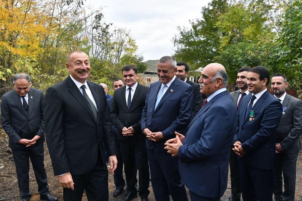 Prezident İlham Əliyev və birinci xanım Mehriban Əliyeva Zəngilan ictimaiyyətinin nümayəndələri ilə görüşüblər (FOTO/VİDEO) (YENİLƏNİB)