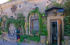 Turistlərin sevimli məkanı İçərişəhərdən FOTOREPORTAJ