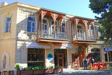 Turistlərin sevimli məkanı İçərişəhərdən FOTOREPORTAJ