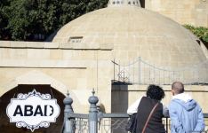 Turistlərin sevimli məkanı İçərişəhərdən FOTOREPORTAJ