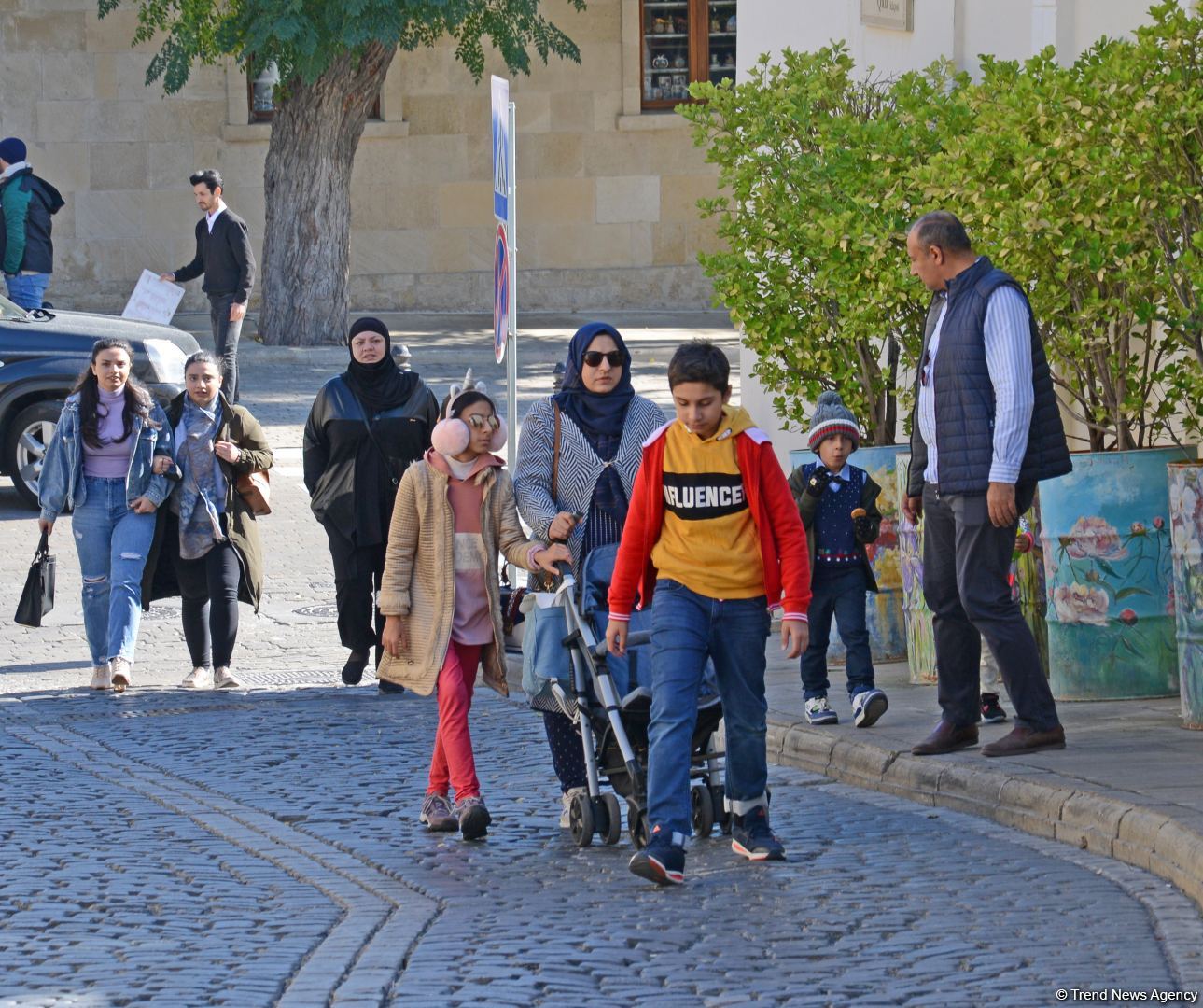 Turistlərin sevimli məkanı İçərişəhərdən FOTOREPORTAJ