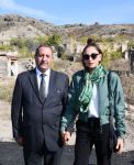Prezident İlham Əliyev və Birinci xanım Mehriban Əliyeva Qubadlı rayon ictimaiyyətinin nümayəndələri ilə görüşüblər (FOTO/VİDEO) (YENİLƏNİB)