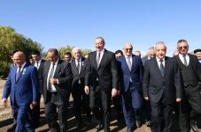 Prezident İlham Əliyev və Birinci xanım Mehriban Əliyeva Qubadlı rayon ictimaiyyətinin nümayəndələri ilə görüşüblər (FOTO/VİDEO) (YENİLƏNİB)