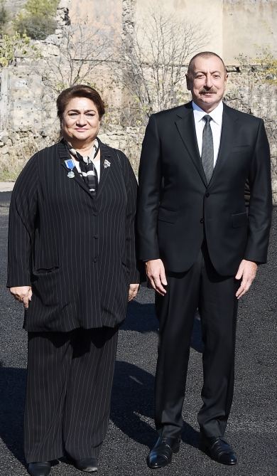 Prezident İlham Əliyev və Birinci xanım Mehriban Əliyeva Qubadlı rayon ictimaiyyətinin nümayəndələri ilə görüşüblər (FOTO/VİDEO) (YENİLƏNİB)