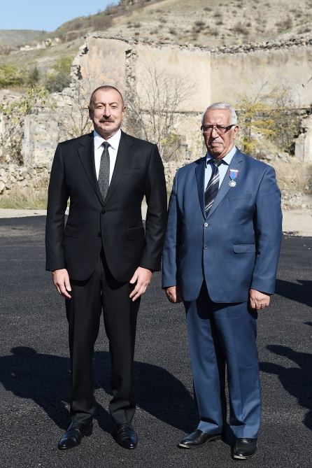 Prezident İlham Əliyev və Birinci xanım Mehriban Əliyeva Qubadlı rayon ictimaiyyətinin nümayəndələri ilə görüşüblər (FOTO/VİDEO) (YENİLƏNİB)