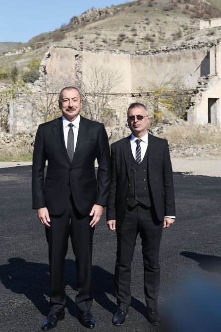 Prezident İlham Əliyev və Birinci xanım Mehriban Əliyeva Qubadlı rayon ictimaiyyətinin nümayəndələri ilə görüşüblər (FOTO/VİDEO) (YENİLƏNİB)