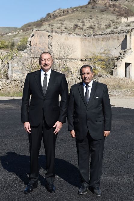 Prezident İlham Əliyev və Birinci xanım Mehriban Əliyeva Qubadlı rayon ictimaiyyətinin nümayəndələri ilə görüşüblər (FOTO/VİDEO) (YENİLƏNİB)