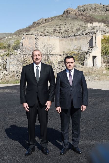 Prezident İlham Əliyev və Birinci xanım Mehriban Əliyeva Qubadlı rayon ictimaiyyətinin nümayəndələri ilə görüşüblər (FOTO/VİDEO) (YENİLƏNİB)