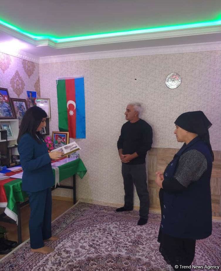 Millət vəkili Sevil Mikayılova Xaçmazda şəhid ailələri ilə görüşüb (FOTO)