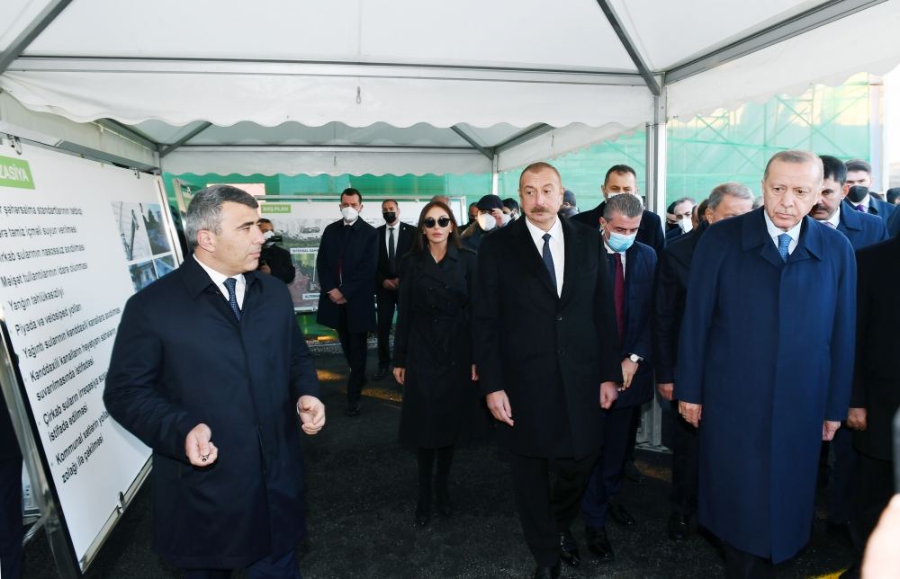 Azərbaycan və Türkiyə prezidentləri Zəngilanda “Ağıllı kənd” layihəsi çərçivəsində görülən işlərlə tanış olublar (FOTO/VİDEO) (YENİLƏNİB)
