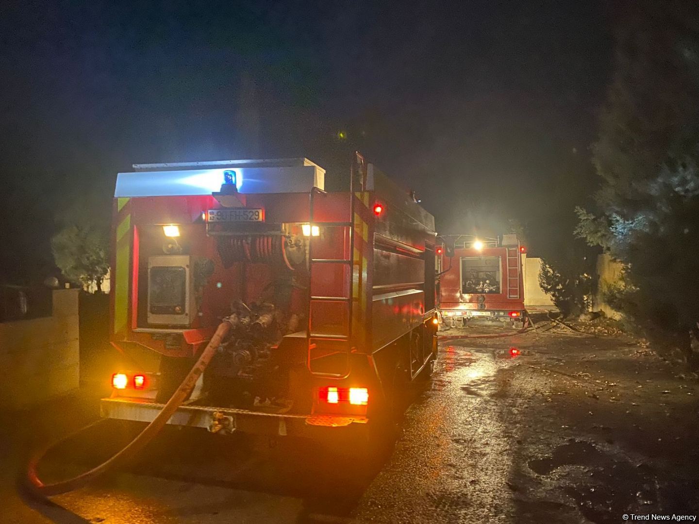 Bərdədə yaşayış binasındakı yanğın söndürülüb (FOTO)
