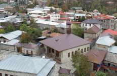 Prezident İlham Əliyevə Lahıcdakı Bədöyün məscidində “Qurani-Kərim” hədiyyə olunub (FOTO/VİDEO)