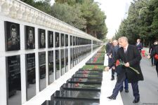 Türk Şurası ölkələrinin baş prokurorları Fəxri xiyabanı və Şəhidlər xiyabanını ziyarət ediblər (FOTO)