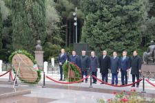 Türk Şurası ölkələrinin baş prokurorları Fəxri xiyabanı və Şəhidlər xiyabanını ziyarət ediblər (FOTO)