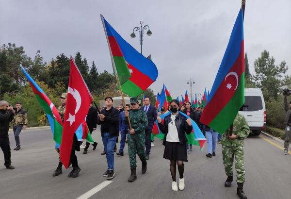 Tərtərdə Bayraq və Zəfər günləri ilə əlaqədar yürüş keçirilib (FOTO)
