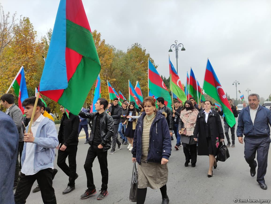 Tərtərdə Bayraq və Zəfər günləri ilə əlaqədar yürüş keçirilib (FOTO)
