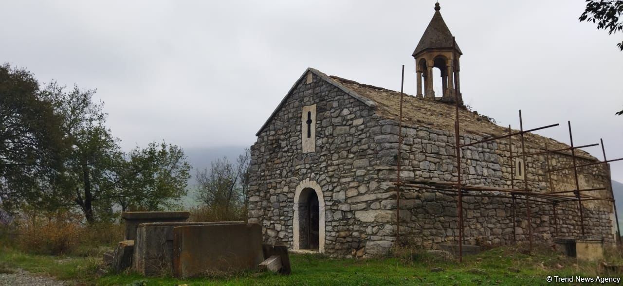 Alban-Udi xristian dini icması Xocavəndin Çinarlı kəndinə səfər edib (FOTO)